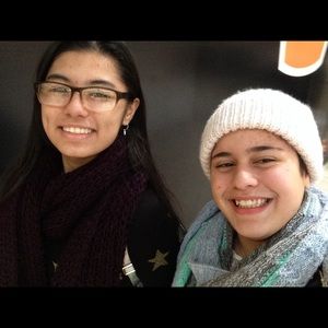 Meet your Posher, Mia